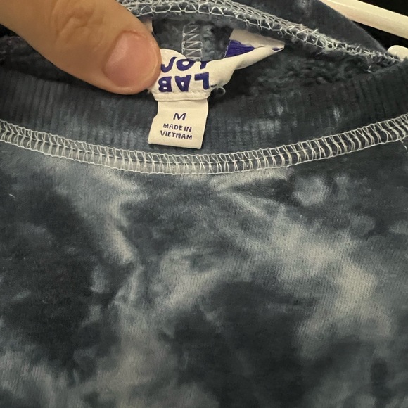 Crop sweatshirt - Picture 2 of 2